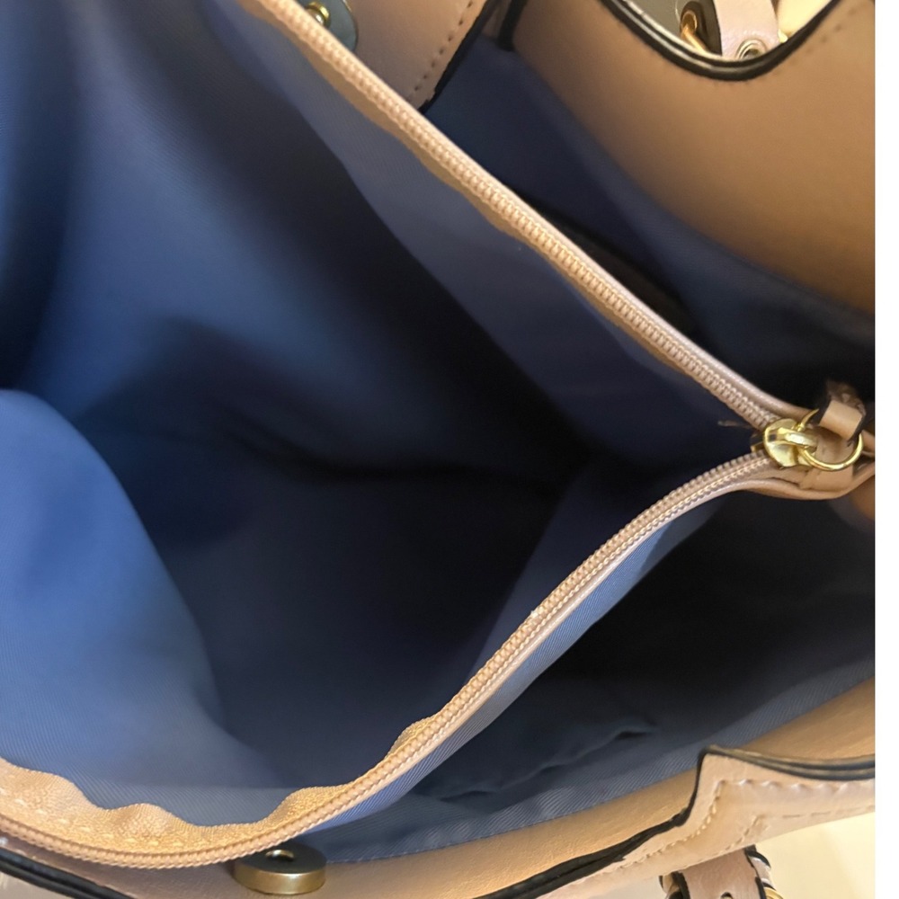 Beige Vegan-Leather Large Tote Bag Women Shoulder Bag Blue Lining Gold Hardware - Picture 5 of 8